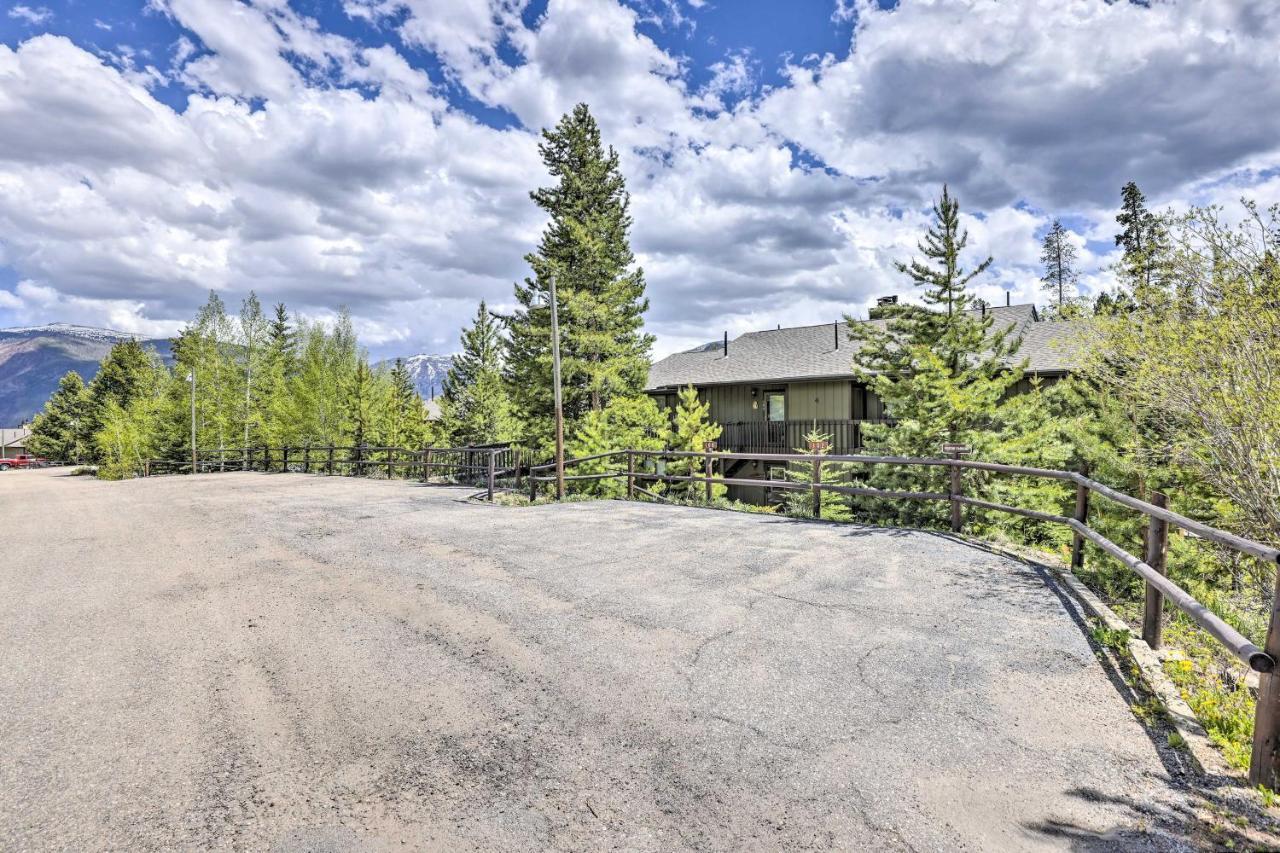 Grand Lake Condo With Mountain Views Walk To Lake! Екстер'єр фото